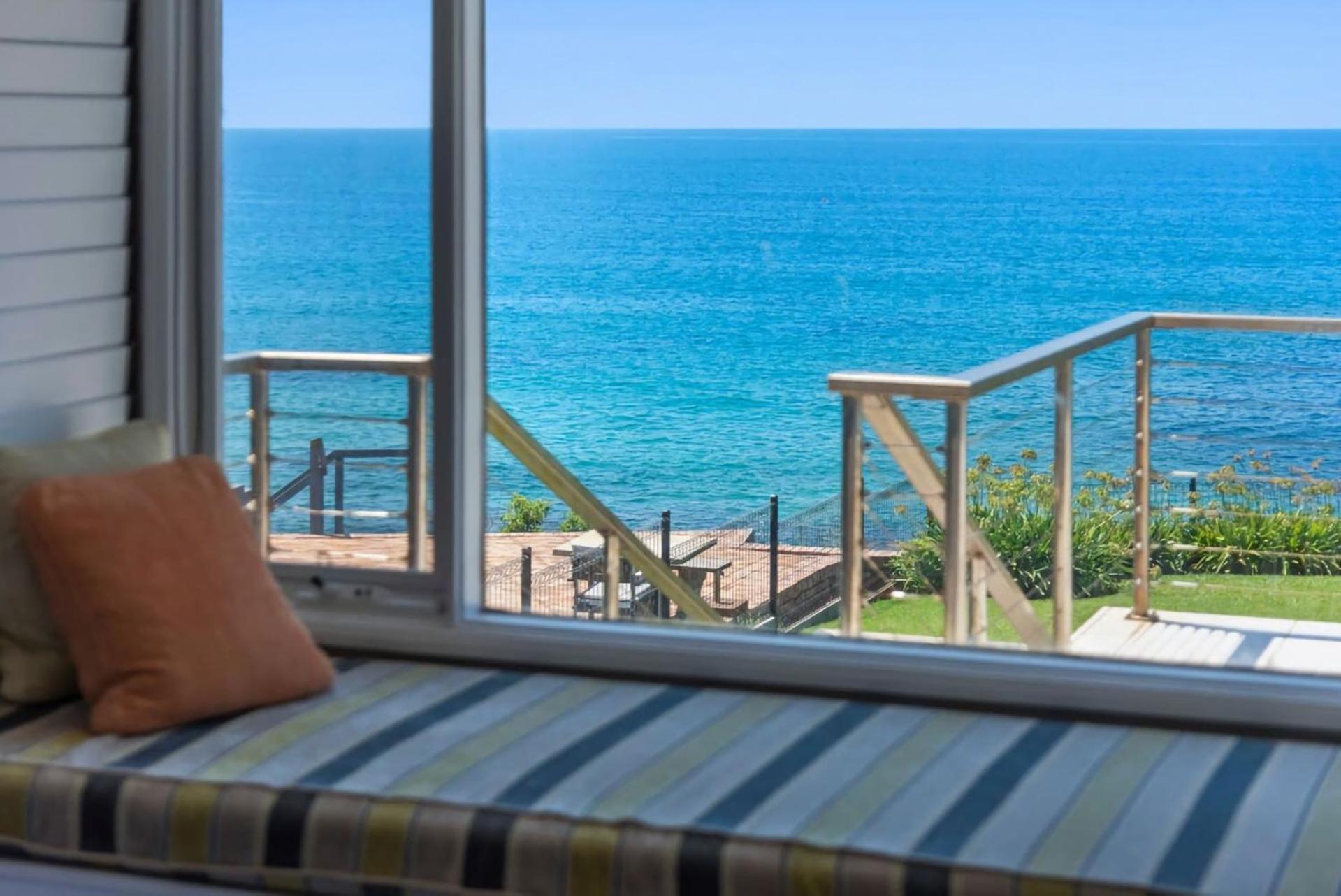Spectacular Ocean Front Home With Pool Shellharbour Bagian luar foto