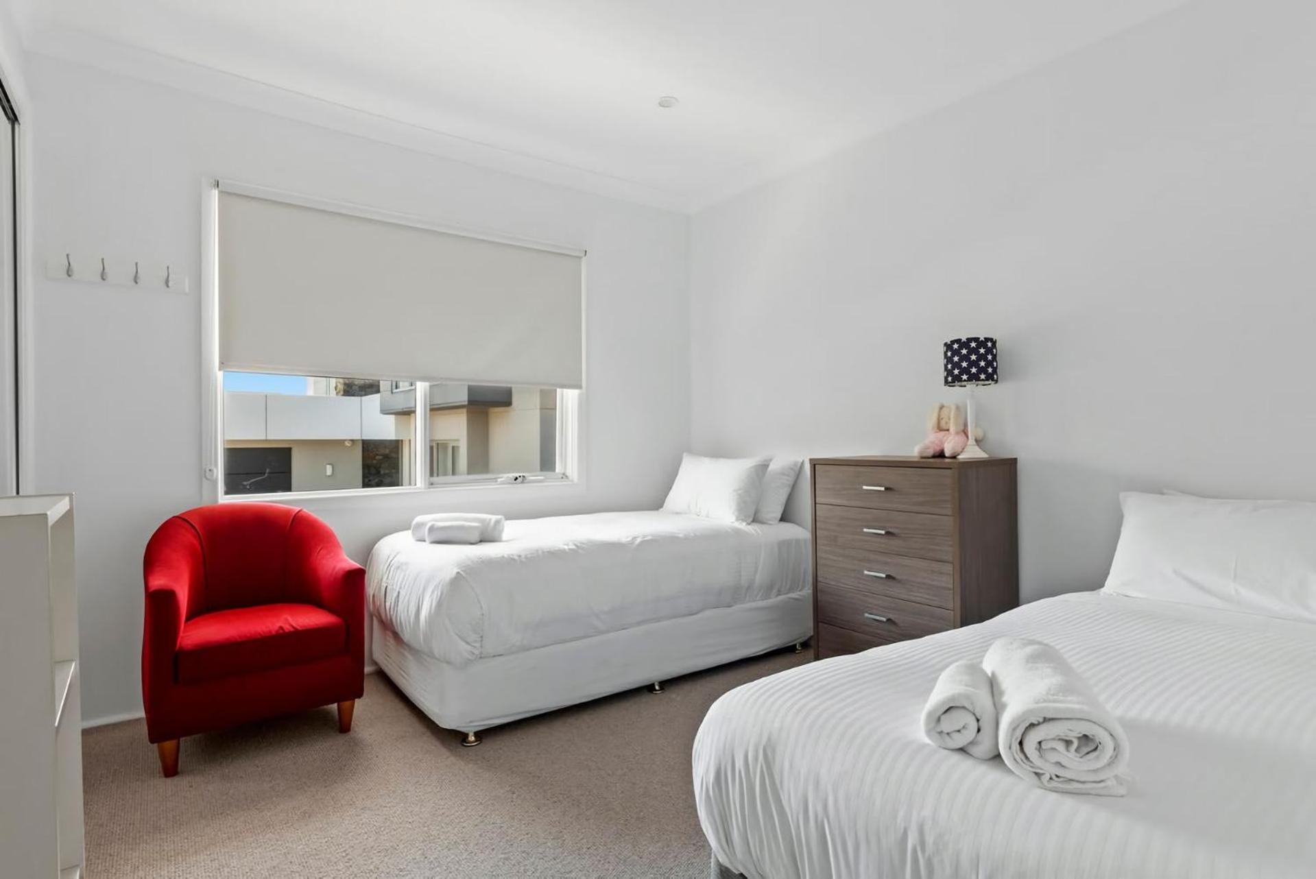 Spectacular Ocean Front Home With Pool Shellharbour Bagian luar foto