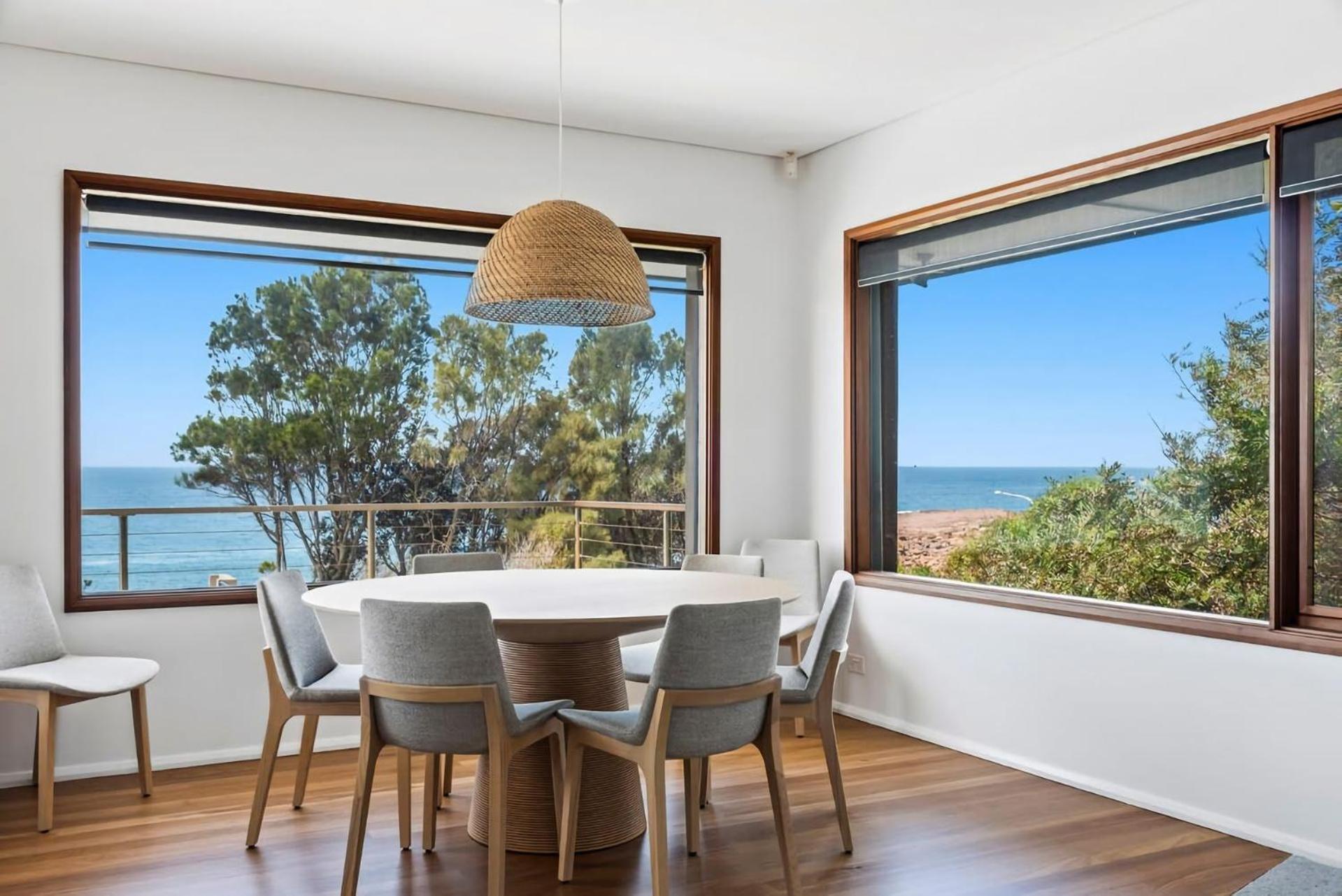 Spectacular Ocean Front Home With Pool Shellharbour Bagian luar foto